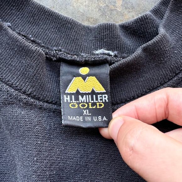 Cool Vintage US ARMY Graphic Sweatshirt - Picture 6 of 7